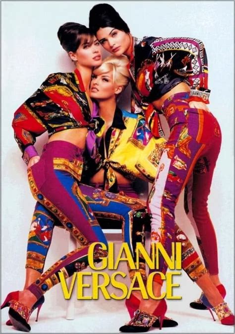 vestiti disegnati da versace|Gianni Versace e Andy Warhol: l’iconica collezione .